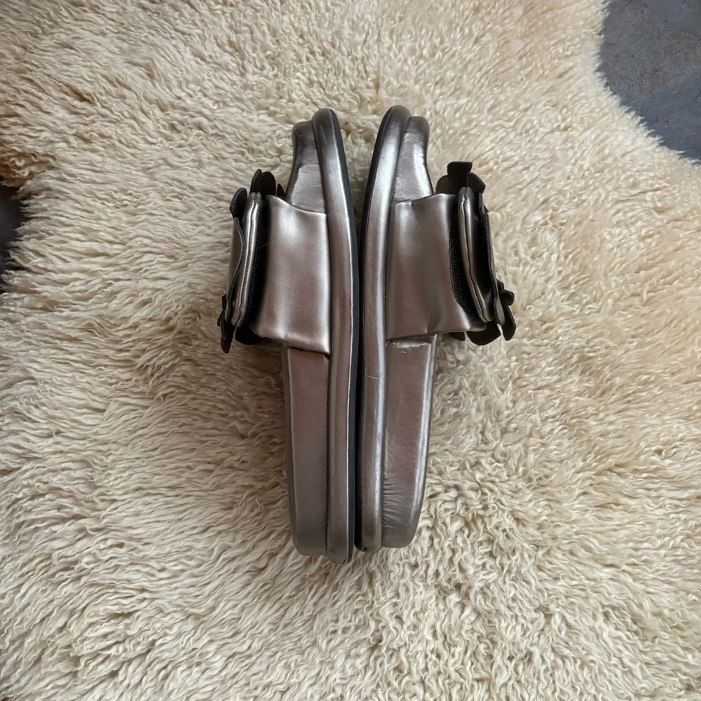 FARM Rio Monstera Slides - Picture 11 of 12